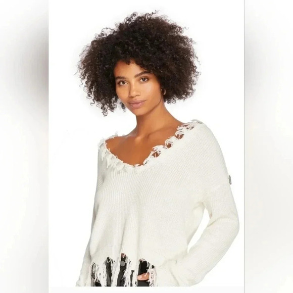 Full Tilt, Size L, Cream Destroyed Sweater - Picture 11 of 16